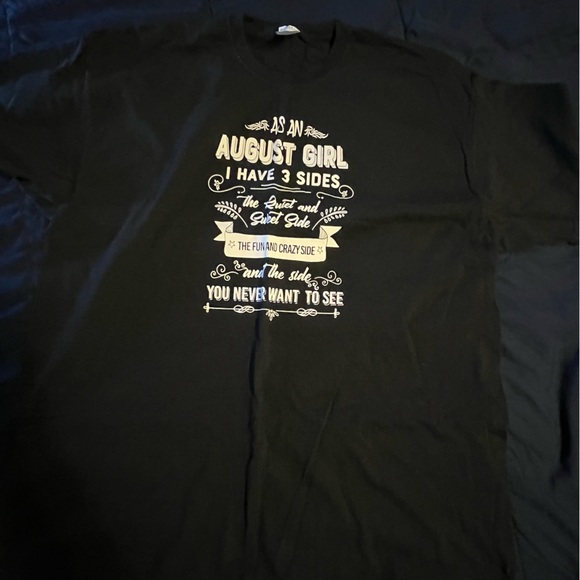 Multiple t-shirts - Picture 5 of 13